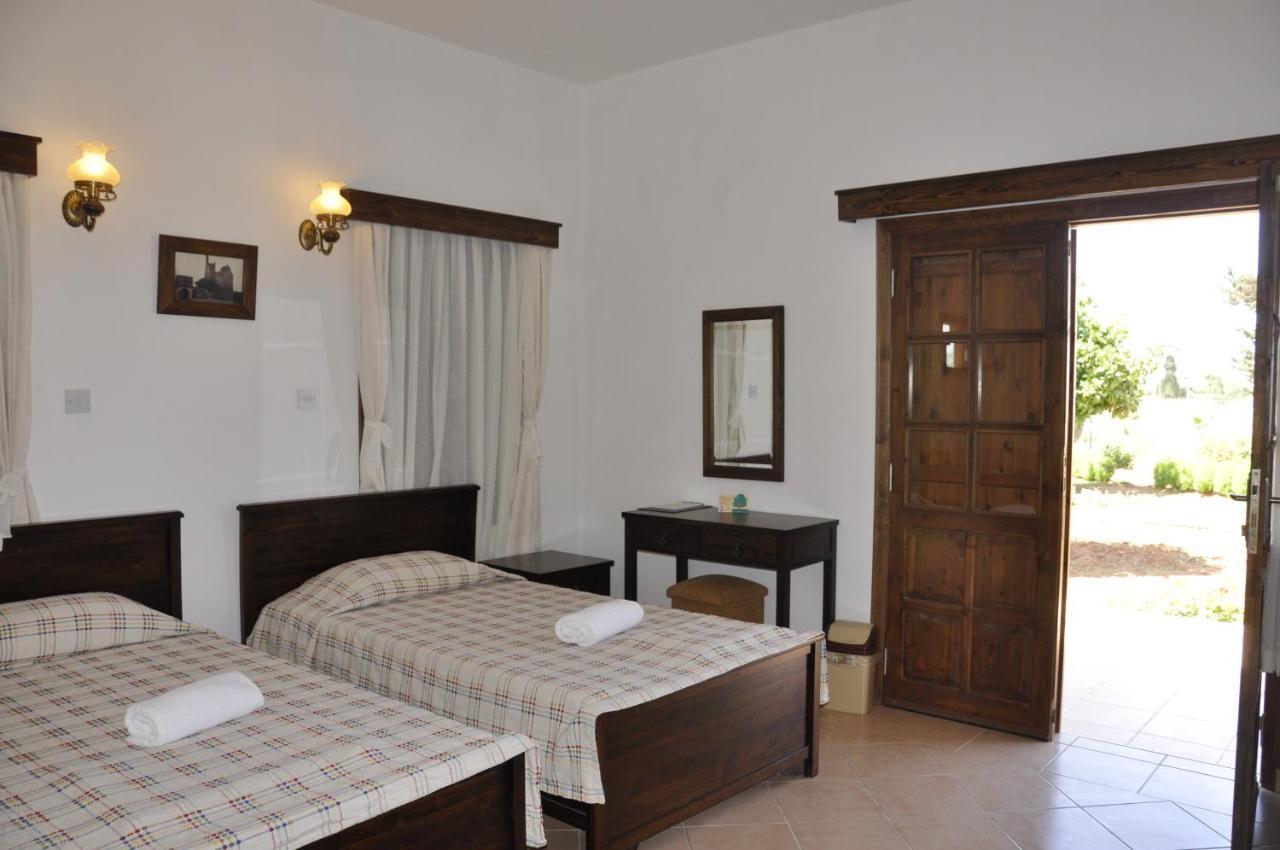 Rizokarpaso Villa Lembos Hotel Karpaz מראה חיצוני תמונה