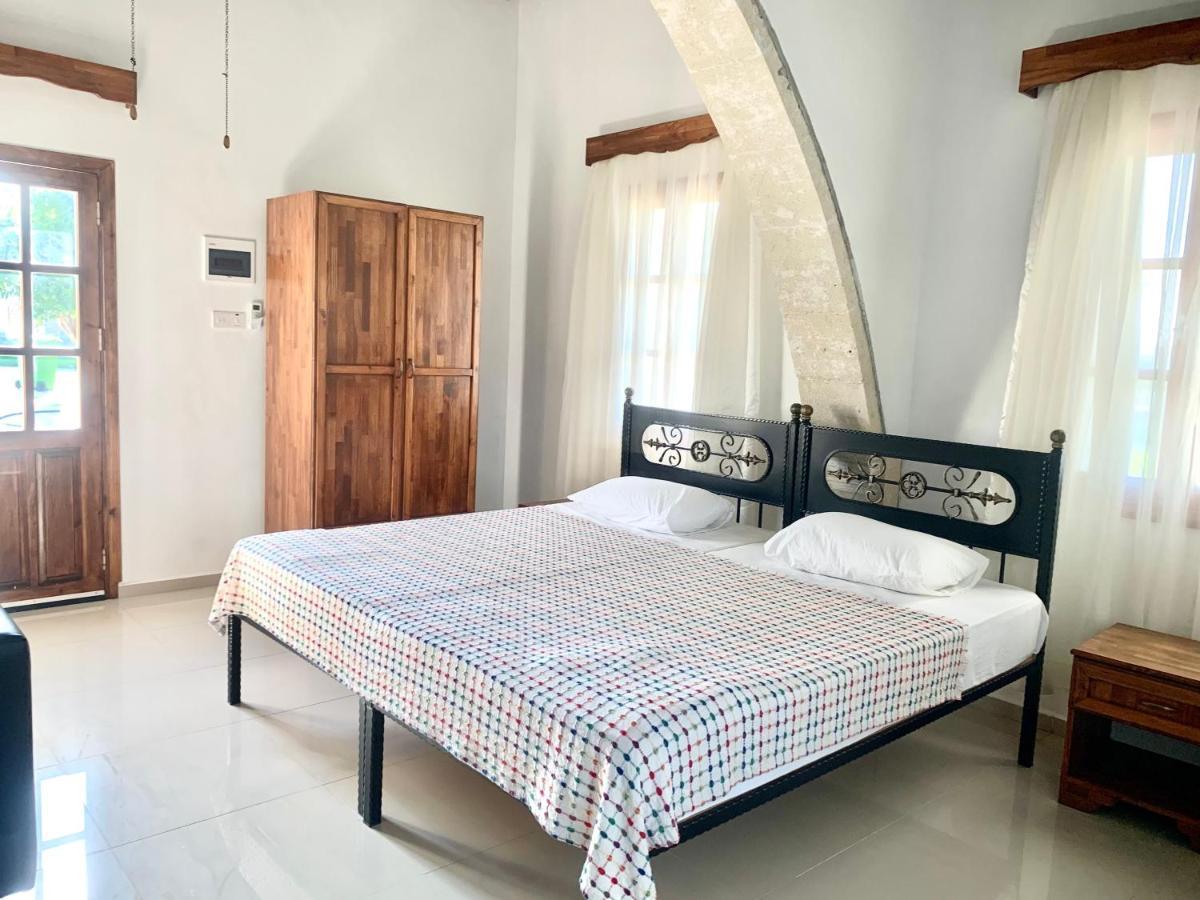 Rizokarpaso Villa Lembos Hotel Karpaz מראה חיצוני תמונה